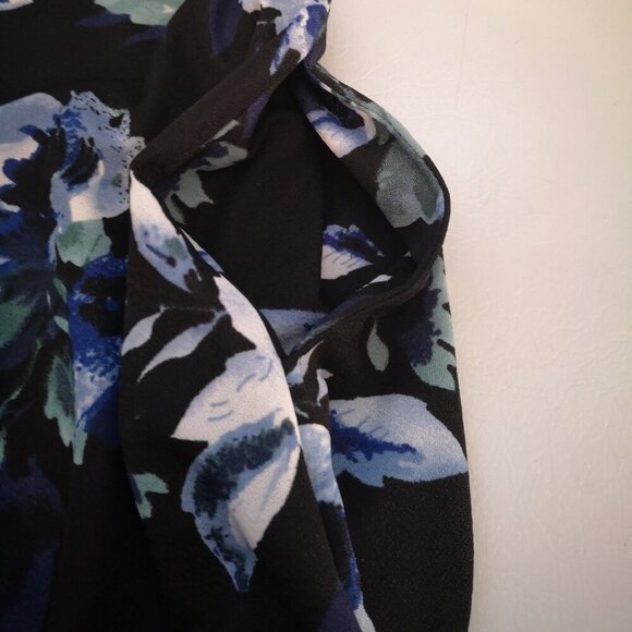 Guilty Ladies Black with Flower Pattern Size Large Sleeveless Halter Dress - Picture 6 of 8